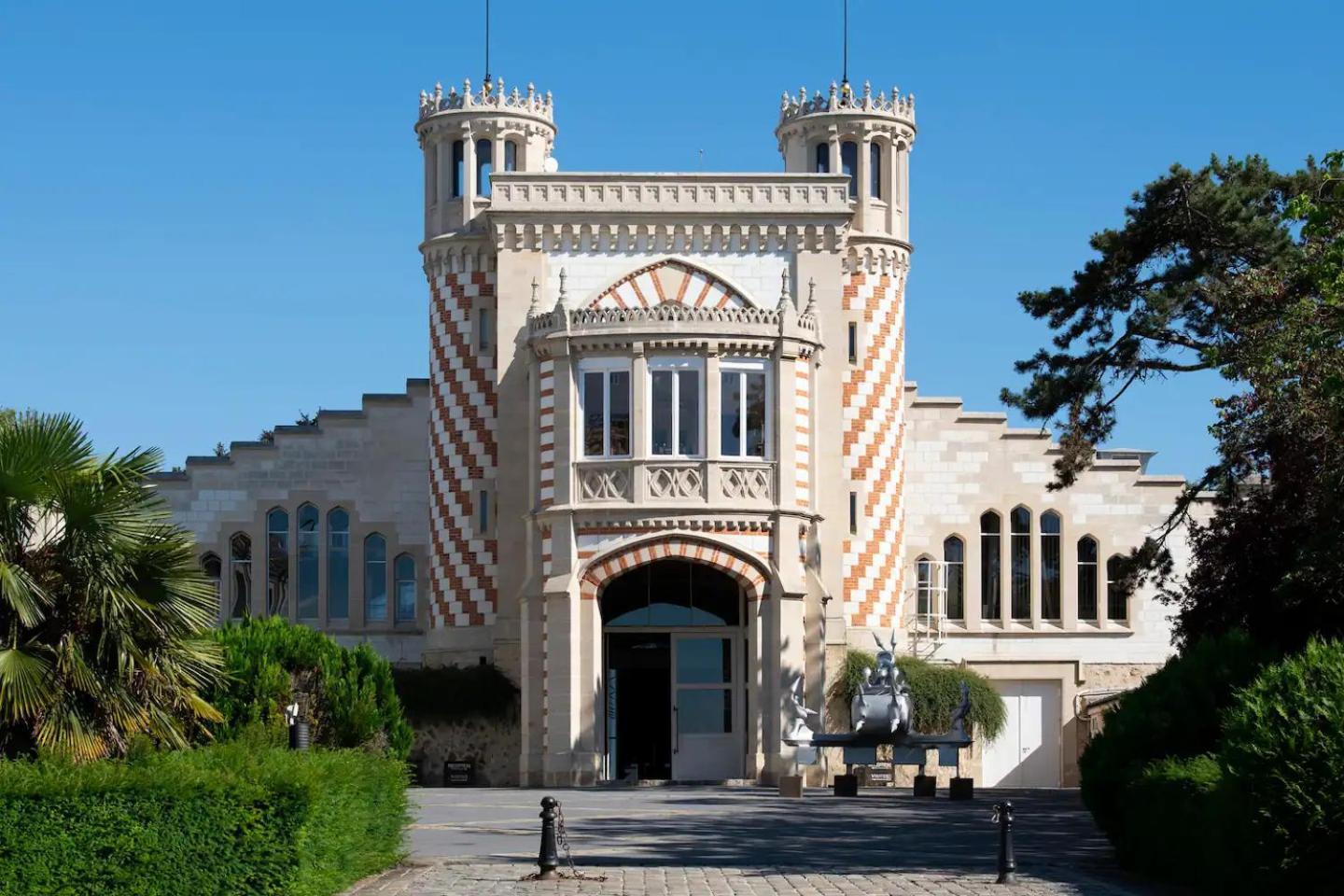 Cathedrale/centre/free Parking Apartment