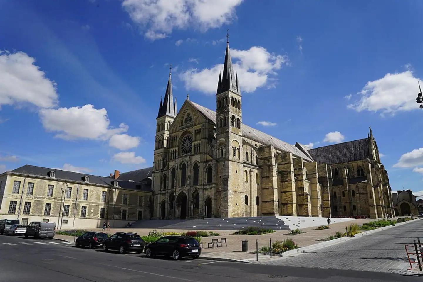 Cathedrale/centre/free Parking Appartement